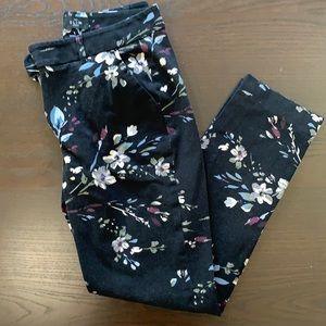 White House Black Market Floral Slim Ankle Pant